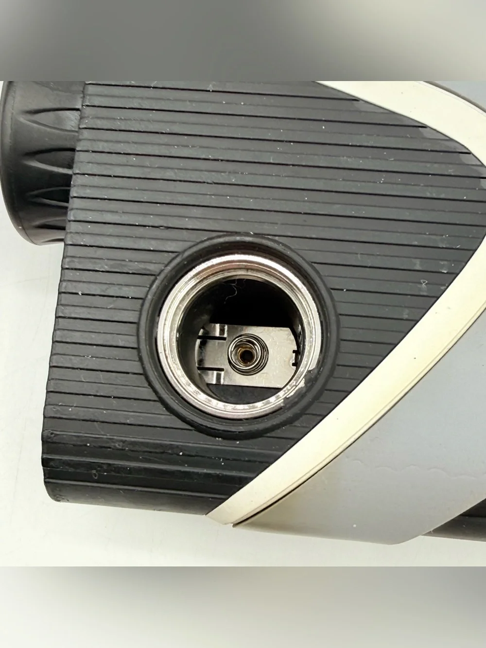Callaway Hybrid Golf Laser Rangefinder w/ Battery, Golf Magnetic Case. READ